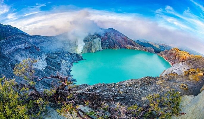 Wisata Kawah Ijen Kembali Dibuka Pengunjung Wajib Patuhi Syarat