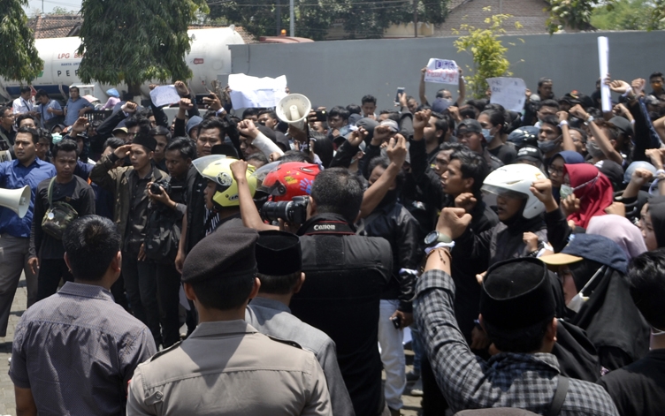 1-Demo Mahasiswa Bondowoso Tolak RKUHP dan RUU-2019