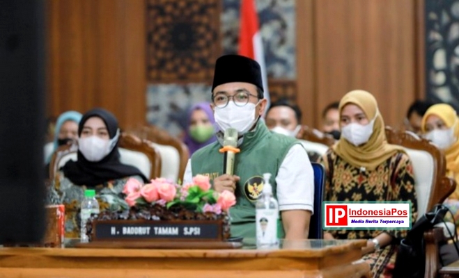 Bupati Pamekasan Baddrut Tamam
