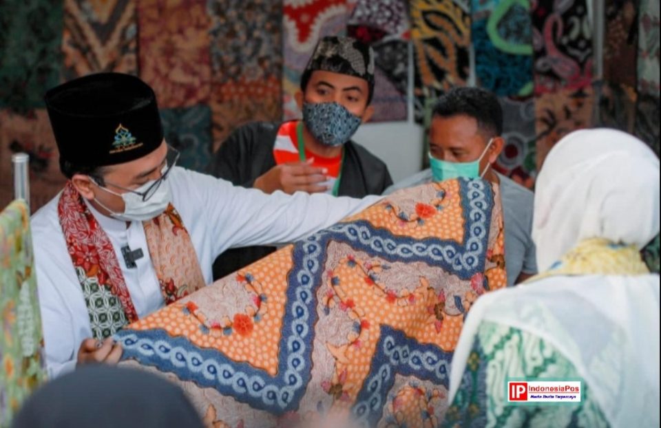 Bupati Baddrut Tamam Lihat hasil Produk Lokal Pamekasan