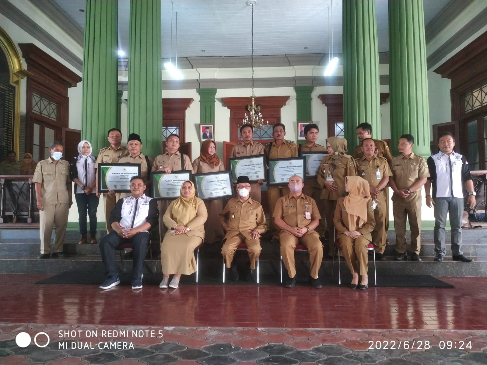 6 Desa Di Bondowoso Mendapat Predikat Mandiri Dari Gubernur Jatim ...